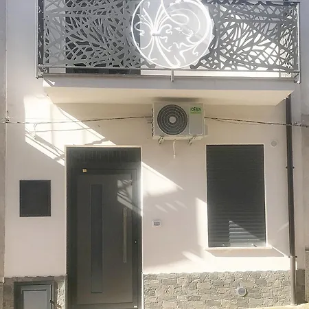 Apartment Nel Borgo Di Capri Leone